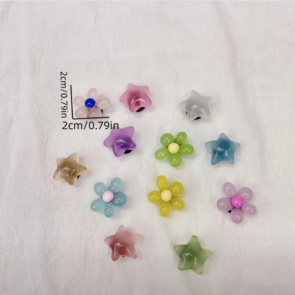 12 Pcs Reusable Glow in the Dark Shoe Charms, Absorbing Light Stars and Flowers - Picture 7 of 8